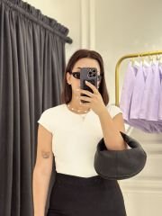 BEYAZ BODYCON TİŞÖRT